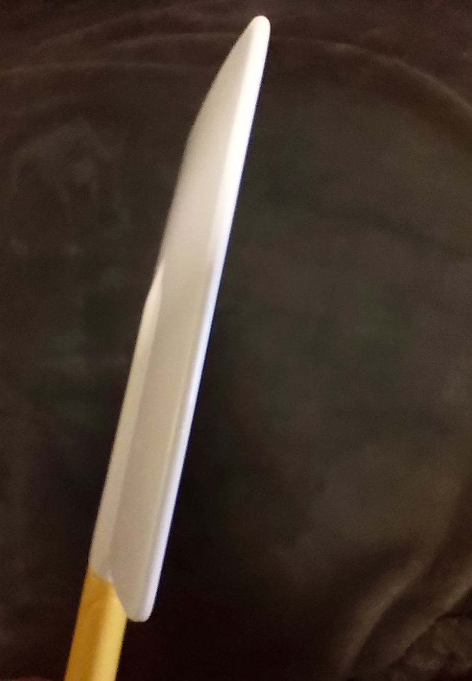Rubbermaid Rubber Spatula/Scraper Has Section In Handle For Hanging - Picture 8 of 8